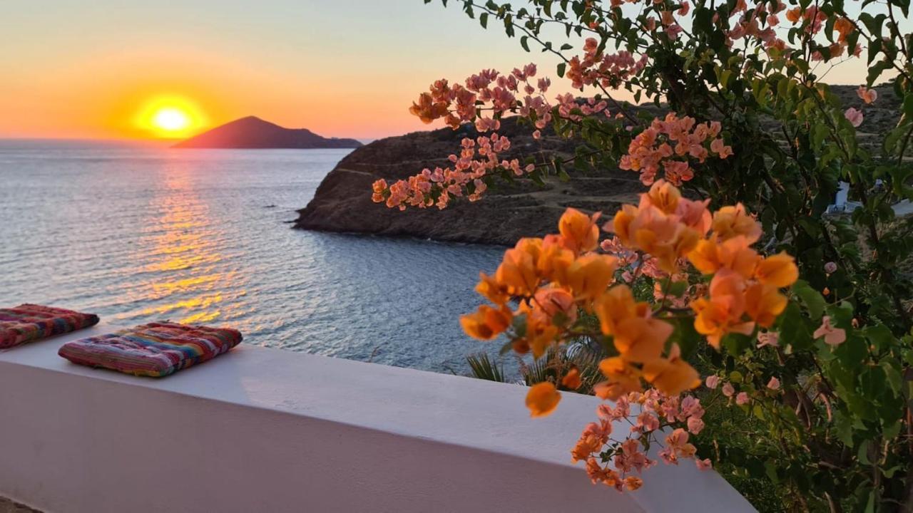 Ivi Beach Front Villa, Leros Vromolithos Экстерьер фото