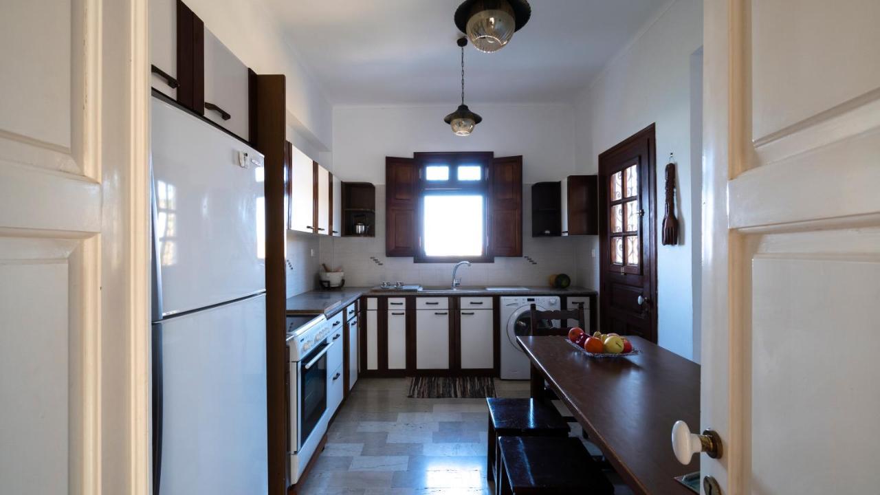 Ivi Beach Front Villa, Leros Vromolithos Экстерьер фото