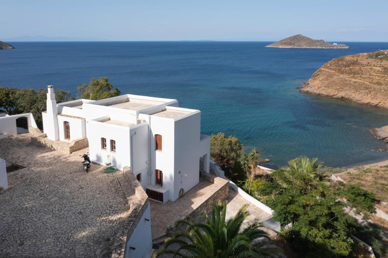 Ivi Beach Front Villa, Leros Vromolithos Экстерьер фото